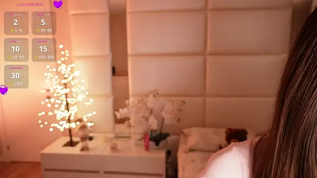 Lilly Colins online show from 01.09.26