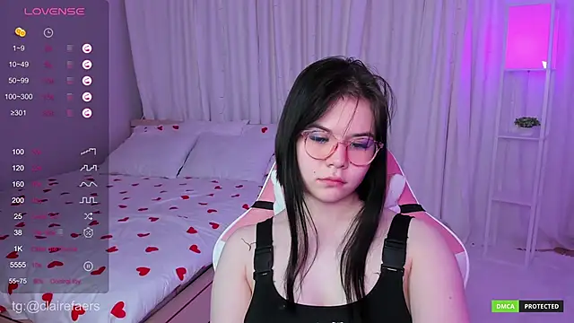 Snapshot of ClaireFaers_ chatting on 01.21.25 ClaireFaers  online show from 01.21.25