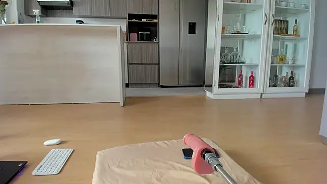 laupalacio777 online show from 09.17.25