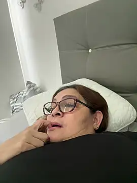 Snapshot of AntonellaAlondra4 chatting on 02.13.26 AntonellaAlondra4 online show from 02.13.26