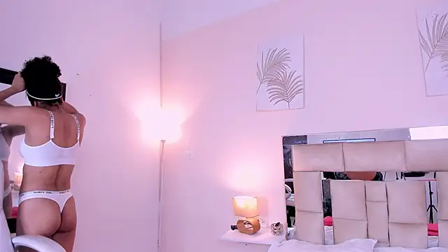 saraandstiven online show from 03.20.25