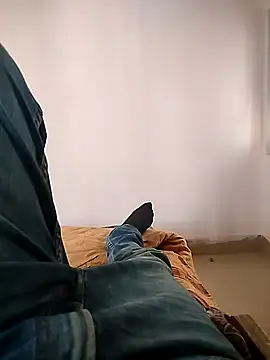 Snapshot of Sanjaysharmarbl chatting on 03.19.25 Sanjaysharmarbl online show from 03.19.25