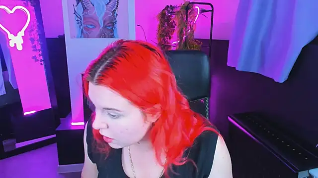 NielletaBlossom online show from 12.19.24