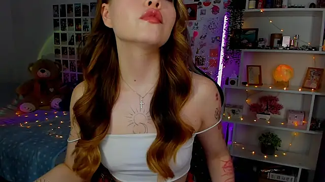 AkiraKatsu online show from 09.26.25