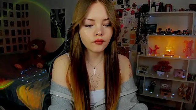 Snapshot of AkiraKatsu chatting on 03.07.26 AkiraKatsu online show from 03.07.26