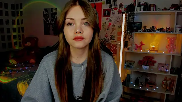 Snapshot of AkiraKatsu chatting on 04.06.26 AkiraKatsu online show from 04.06.26