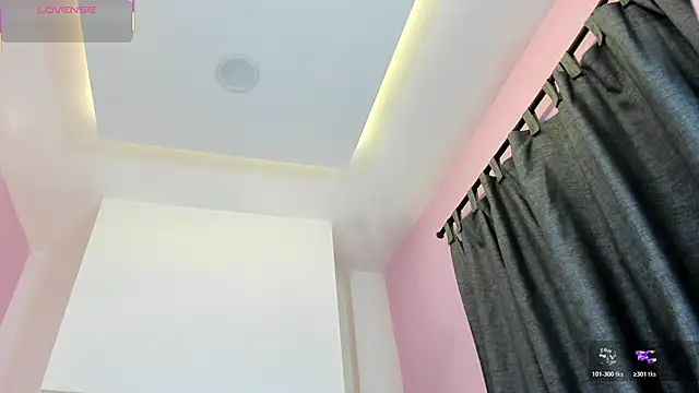 nicolle pierce online show from 05.04.26