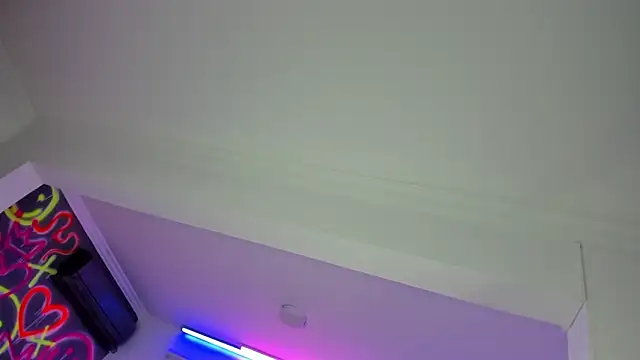 Snapshot of GEANNAROSE chatting on 02.23.25 GEANNAROSE online show from 02.23.25