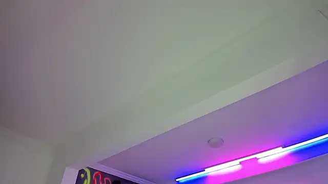 Snapshot of GEANNAROSE chatting on 02.26.25 GEANNAROSE online show from 02.26.25