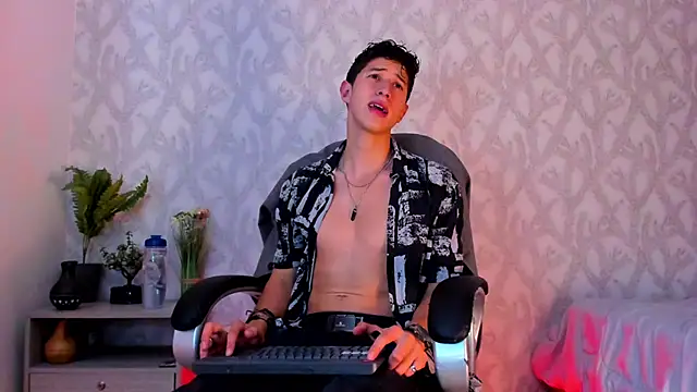 Dorianmistery2322  online show from 01.17.25