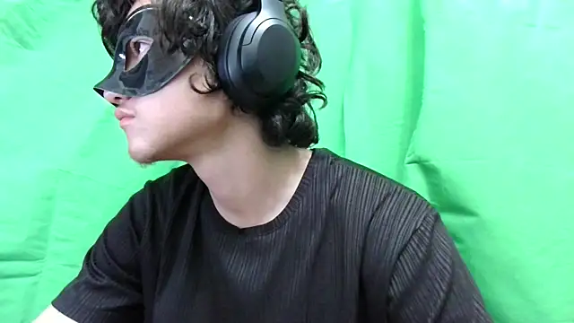 LovelyOwner com online show from 01.01.25