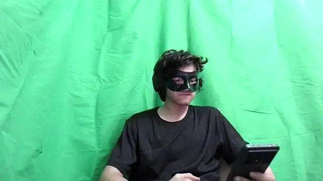 LovelyOwner com online show from 01.02.25