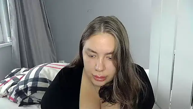 96CHloe96 online show from 12.02.24