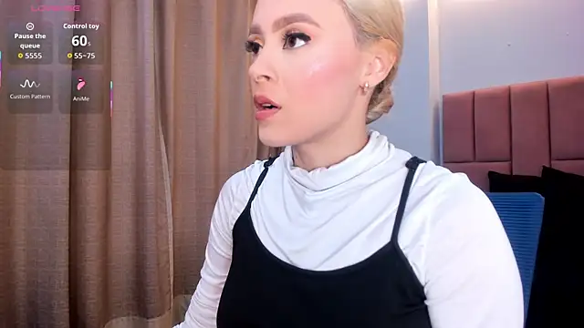 miacarperr1 online show from 02.26.26