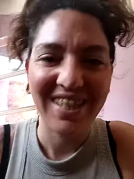 Snapshot of sweetbabyass chatting on 10.21.25 sweetbabyass online show from 10.21.25