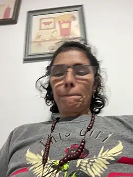 MireyaTorresGu online show from 02.25.26