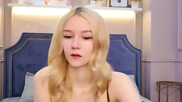 NaomiLoys online show from 03.22.26