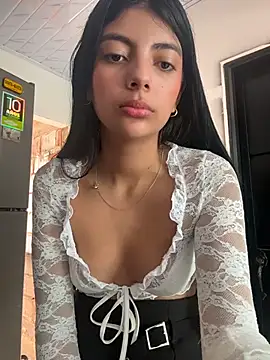 Snapshot of Baby_Niels chatting on 11.06.25 Baby Niels online show from 11.06.25