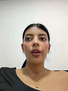 Snapshot of Baby_Niels chatting on 02.04.26 Baby Niels online show from 02.04.26