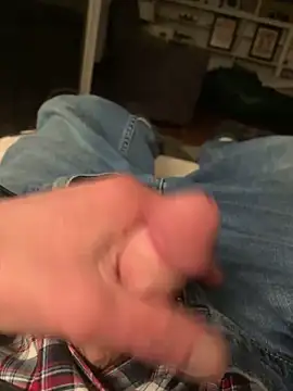 Snapshot of willcumforu chatting on 02.06.25 willcumforu online show from 02.06.25