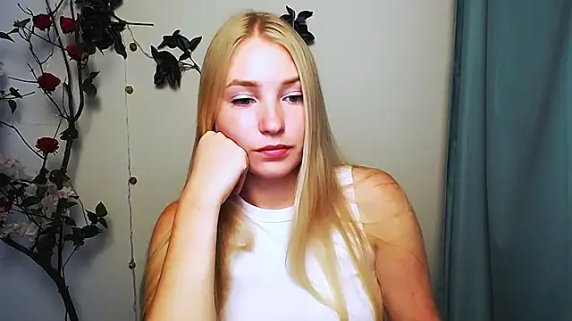 Queen ofLove online show from 07.10.26