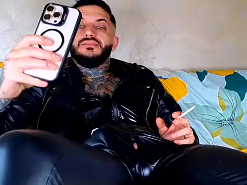 MentoXXL online show from 05.08.26