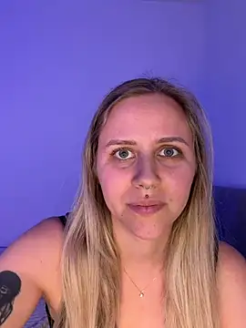 Snapshot of lunawolf21 chatting on 03.07.26 lunawolf21 online show from 03.07.26