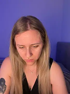 Snapshot of lunawolf21 chatting on 03.09.26 lunawolf21 online show from 03.09.26