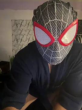 Snapshot of mikemacluffy chatting on 03.20.25 mikemacluffy online show from 03.20.25