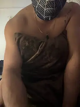 Snapshot of mikemacluffy chatting on 03.22.25 mikemacluffy online show from 03.22.25