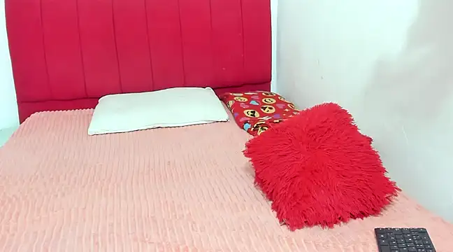 Lunaynick online show from 12.14.24