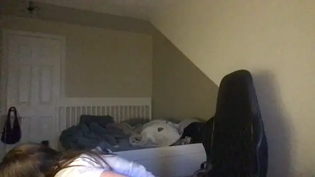 Snapshot of lexie_lilacs chatting on 02.14.25 lexie lilacs online show from 02.14.25