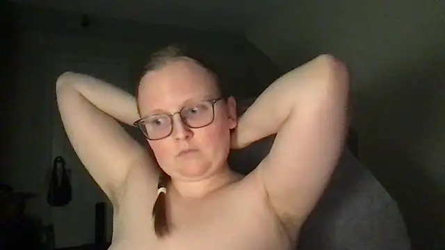 Snapshot of lexie_lilacs chatting on 02.22.25 lexie lilacs online show from 02.22.25