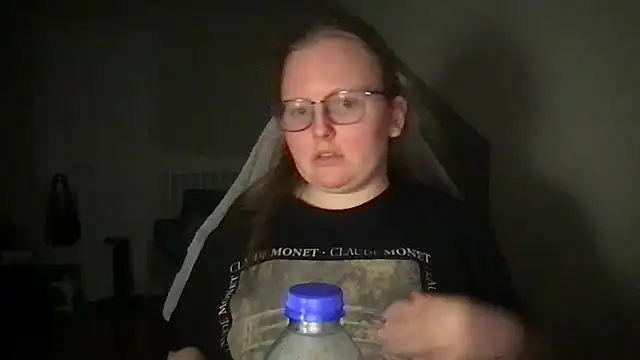 Snapshot of lexie_lilacs chatting on 02.26.25 lexie lilacs online show from 02.26.25