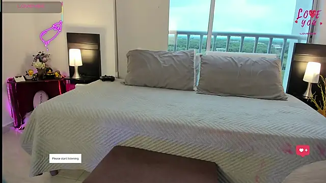 AndreaVelasco online show from 04.24.26