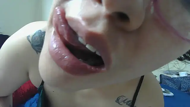 luxandracon23 online show from 05.31.26