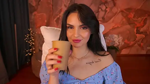 Snapshot of MilashaLovely chatting on 09.13.25 MilashaLovely online show from 09.13.25