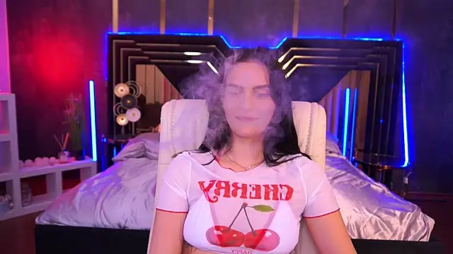 Snapshot of MilashaLovely chatting on 09.25.25 MilashaLovely online show from 09.25.25