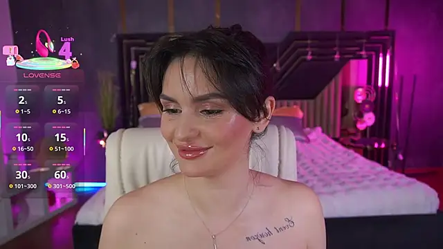 Snapshot of MilashaLovely chatting on 02.13.26 MilashaLovely online show from 02.13.26