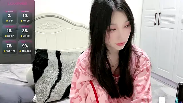 Snapshot of MMiao-66u chatting on 01.24.25 MMiao-66u online show from 01.24.25