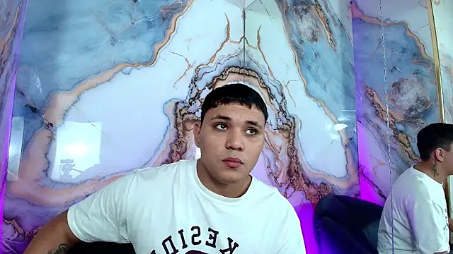 couple lovelyds online show from 02.05.26