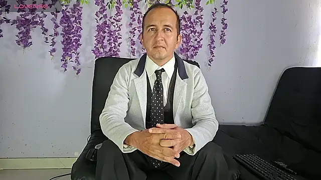 yazforeSolo online show from 02.12.26