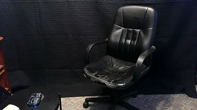 ScubaStevex online show from 11.26.25