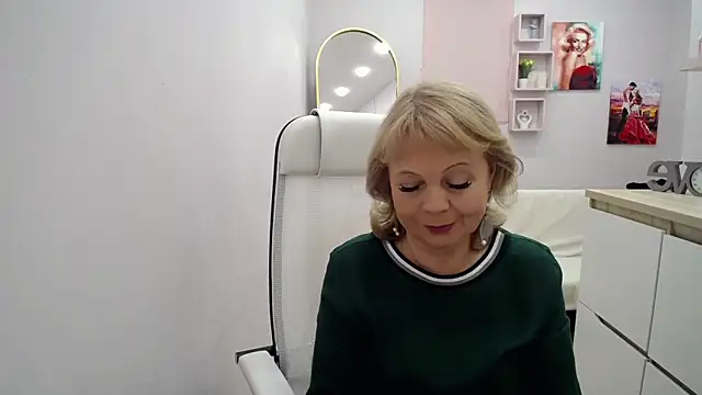 Snapshot of Milla_Cutie18 chatting on 02.25.26 Milla Cutie18 online show from 02.25.26