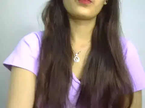 Snapshot of sonam_love- chatting on 12.24.24 sonam love- online show from 12.24.24