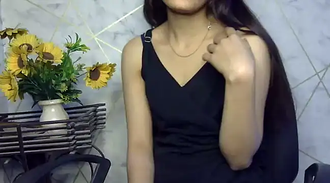 Snapshot of sonam_love- chatting on 02.17.25 sonam love- online show from 02.17.25