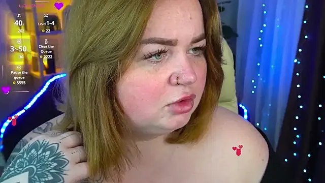 ZaraReignn online show from 01.08.25