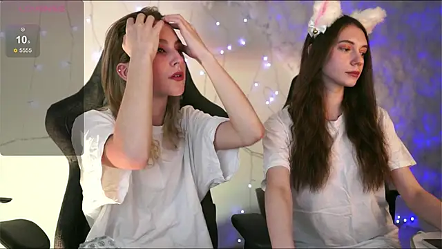 Snapshot of LuxRayi chatting on 01.19.25 LuxRayi online show from 01.19.25