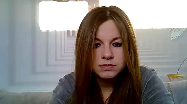 Snapshot of TinaFun4u chatting on 12.22.24 TinaFun4u online show from 12.22.24