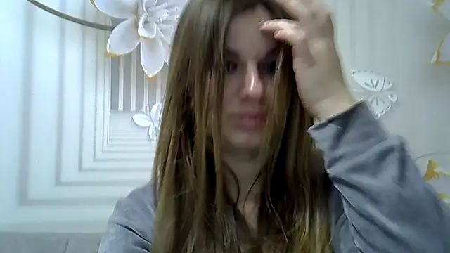 Snapshot of TinaFun4u chatting on 02.23.25 TinaFun4u online show from 02.23.25